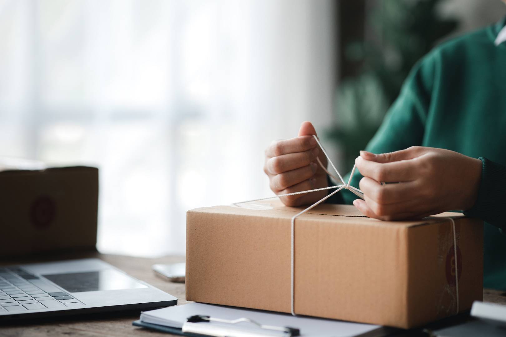 pakowanie delikatnych przedmiotów